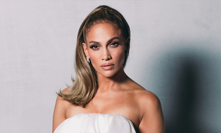 Jennifer Lopez ở tuổi 50. Ảnh: Variety.
