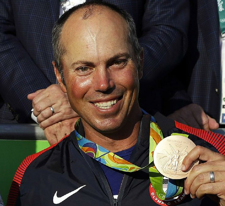 Chiếc HC đồng Olympic là kỷ vật làm Kuchar tự hào hơn cả. Ảnh: AP.