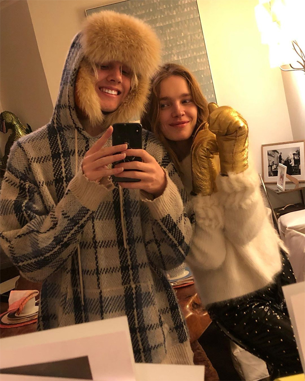 Lucas hiện đã cao 1,8 m và đang nối nghiệp mẹ trở thành người mẫu. Cậu đã chụp ảnh thời trang và trình diễn trên sàn catwalk cho một vài thương hiệu.