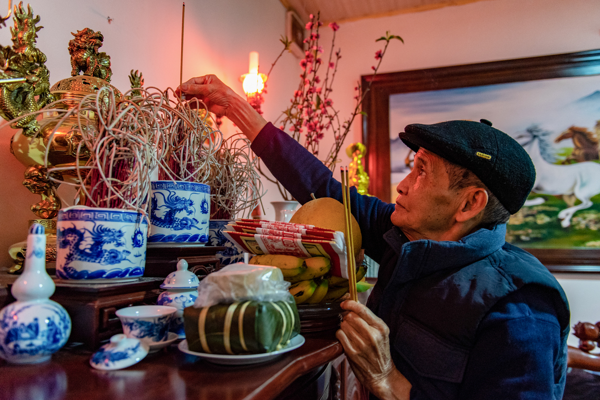 Lễ cúng ông Táo của một gia đình Hà Nội