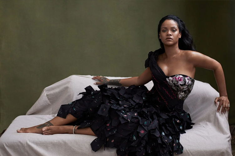 Ba năm yêu kín tiếng của Rihanna và tỷ phú Ảrập - 7
