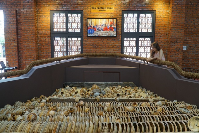 Trưng bày cổ vật tàu đắm