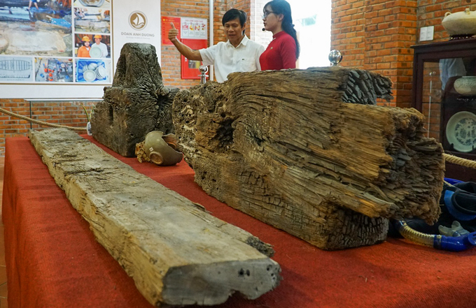 Trưng bày cổ vật tàu đắm