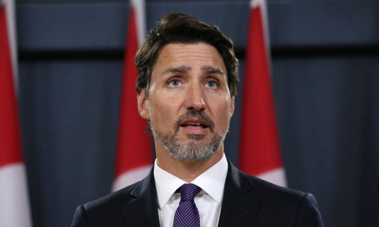 Thủ tướng Trudeau họp báo hôm 9/1. Ảnh: AFP.