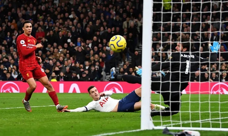 Tottenham bỏ lỡ nhiều cơ hội ghi bàn trong hiệp hai. Ảnh: Reuters.