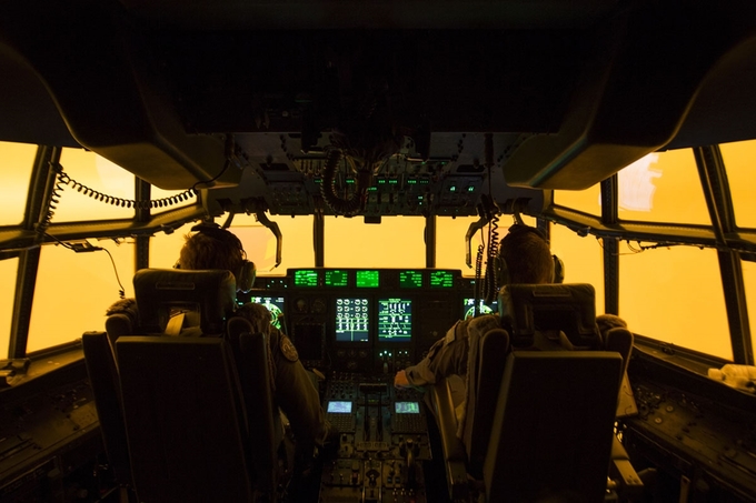 Australia mịt mù trong 'bão lửa' cháy rừng