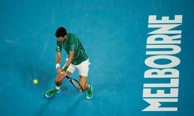 Djokovic thừa nhận gặp khó khăn lớn ở đầu trận đấu với Federer. Ảnh: Reuters.