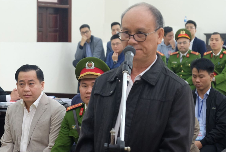 Ông Trần Văn Minh tại TAND Hà Nội. Ảnh: Xuân Hoa