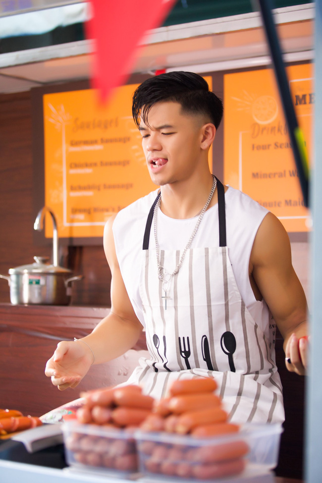 Đỏ mặt xem Trọng Hiếu khoe cơ bắp cuồn cuộn, quyết tâm làm đầu bếp để chinh phục "crush" - Ảnh 4.