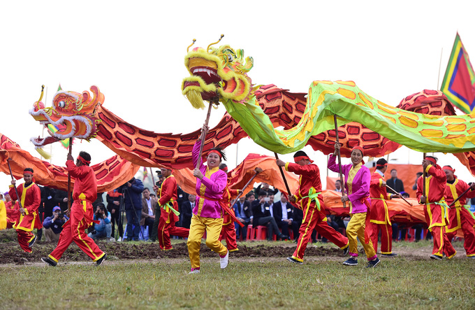 'Vua đi cày' trong lễ hội Tịch điền
