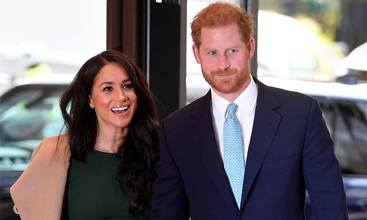 Hoàng tử Anh Harry và công nương Meghan tại London tháng 10/2019. Ảnh: Reuters.