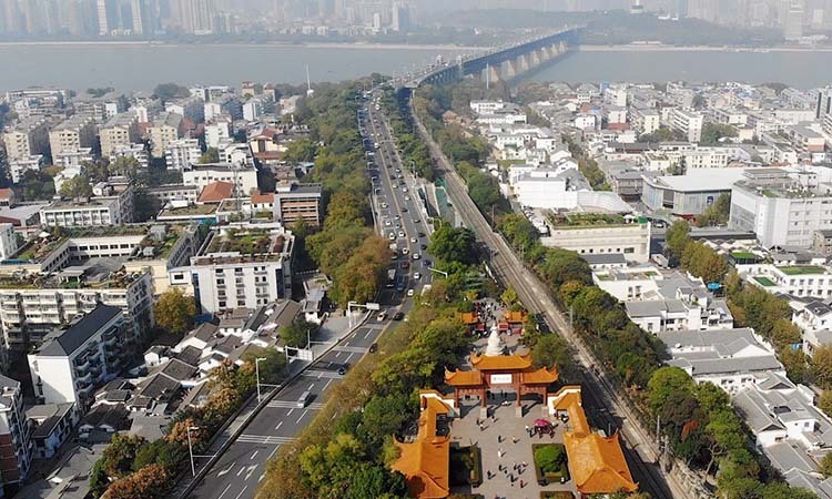 Một góc thành phố Vũ Hán, thủ phủ tỉnh Hồ Bắc, Trung Quốc. Ảnh: SCMP.