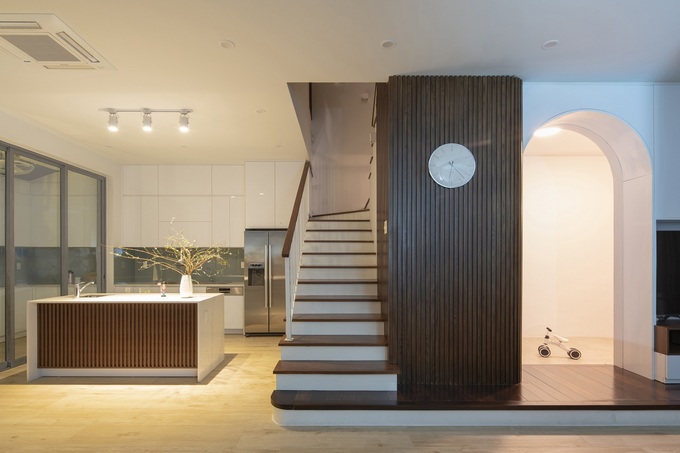 Ngôi nhà như khu vui chơi cho ba đứa con