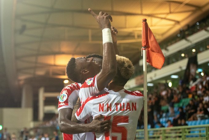 Balde có nhiều cơ hội để hoàn tất hat-trick nhưng đều bỏ lỡ. Ảnh: AFC.