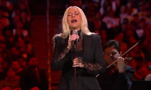 Christina Aguilera hát ca khúc Ave Maria tưởng niệm Kobe Bryant