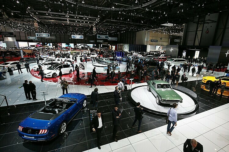 Không gian tại triển lãm Geneva 2019. Ảnh: Carscoops