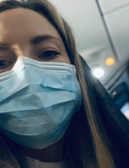 Kate Hudson đăng ảnh đeo khẩu trang. Ảnh: Instagram.