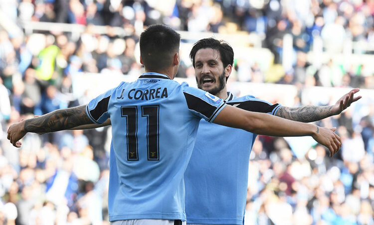 Alberto và Correa mang về chiến thắng cho Lazio. Ảnh: Reuters.