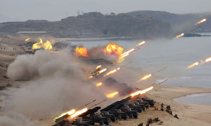 Pháo binh Triều Tiên khai hỏa trong cuộc tập trận hôm 28/2. Ảnh: KCNA.