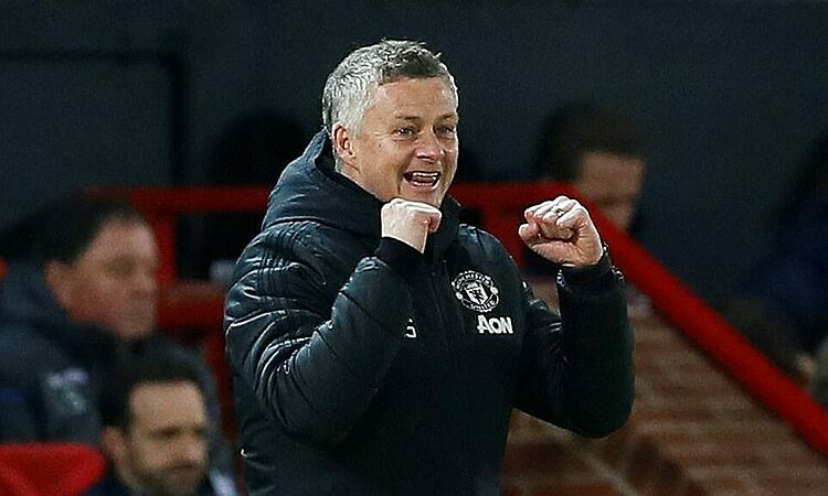 Solskjaer mừng chiến thắng gần như hoàn hảo trước Brugge. Ảnh: Reuters.