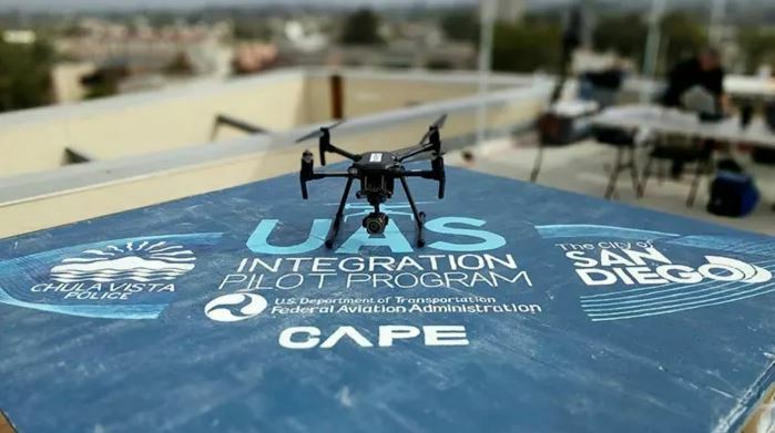 Cảnh sát Chula Vista mua hai thiết bị drone do hãng DJI (Trung Quốc) sản xuất. Ảnh: Chula Vista Police Department.