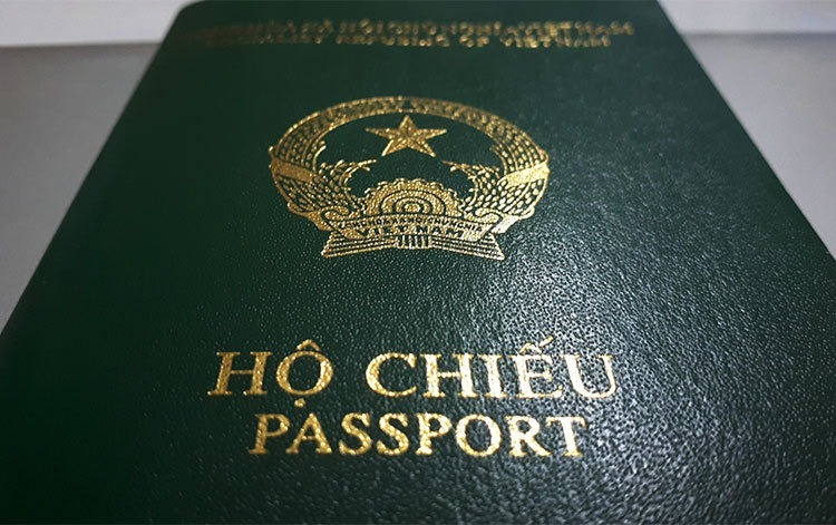 Hộ chiếu của công dân Việt Nam ghi thông tin Quốc tịch. Ảnh: Phương Sơn