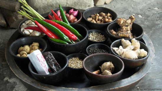 Hỗn hợp các loại gia vị này có mặt trong gần như mọi món ăn trên hòn đảo Bali xinh đẹp. Ảnh: BBC/Ian McCarney/Alamy.