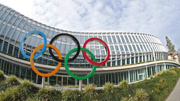 Cựu phó chủ tịch IOC: IOC đã quyết định hoãn Olympic Tokyo 2020 - Ảnh 1.