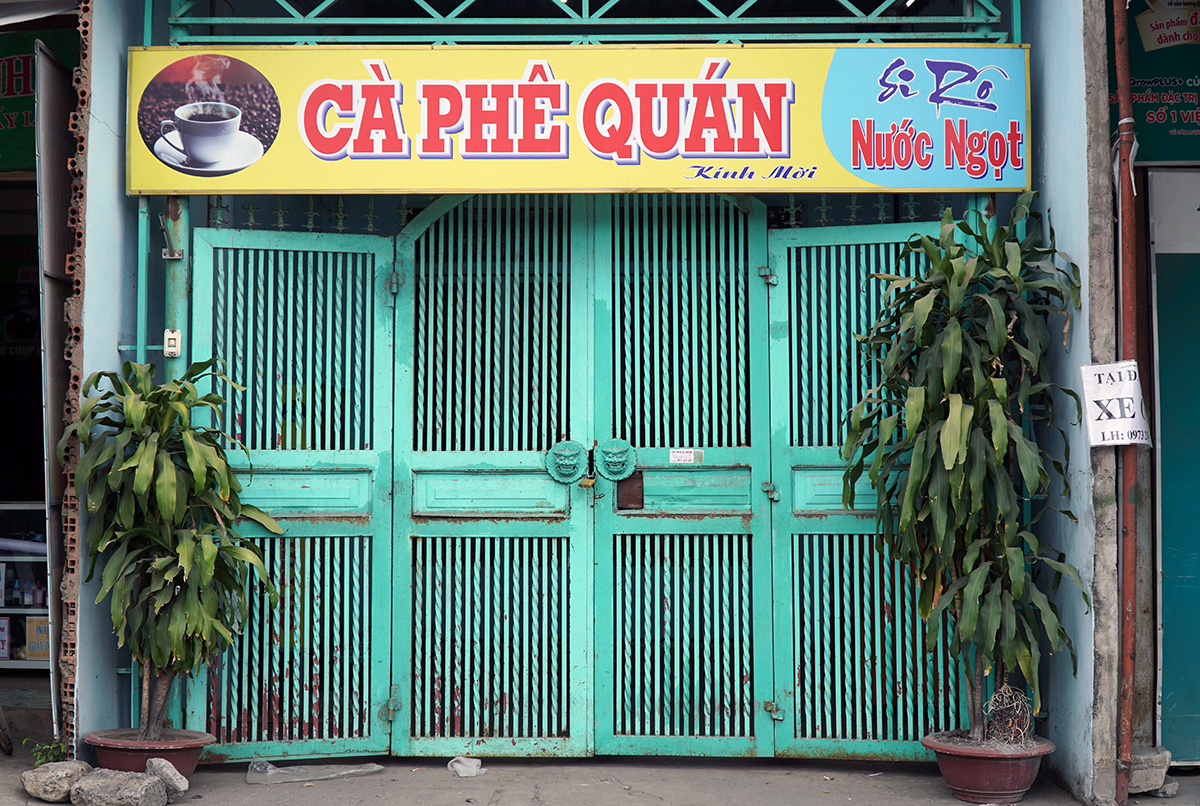 Quan cà phê đóng cửa từ khi Diện bị bắt. Ảnh: Phước Tuấn