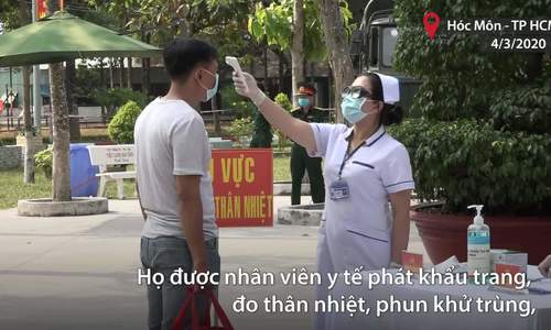 Quân đội diễn tập đón công nhân từ vùng dịch tễ trở về