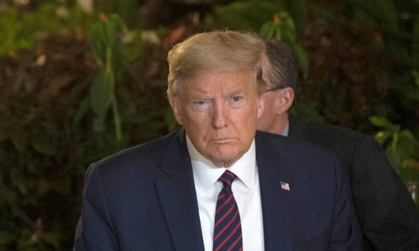 Trump trong cuộc tiếp người đồng cấp Brazil Bolsonaro tại Mar-a-Lago hôm nay. Ảnh: AFP.