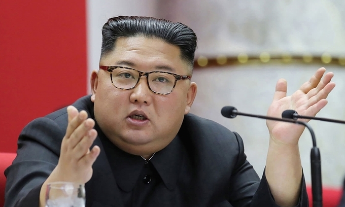 Lãnh đạo Triều Tiên Kim Jong-un trong một cuộc họp đảng ngày 31/12/2019. Ảnh: KCNA.