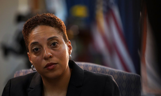Công tố viên Kimberly M. Gardner tại văn phòng ở thành phố St. Louis, bang Missouri. Ảnh: NYTimes.