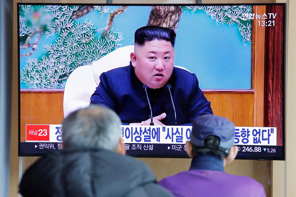 KCNA đưa tin ông Kim Jong Un xuất hiện trở lại, người dân hò reo như sấm dậy  - Ảnh 1.