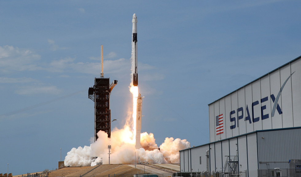 Hành trình từ 1% thành công đến cột mốc lịch sử của SpaceX - Ảnh 4.
