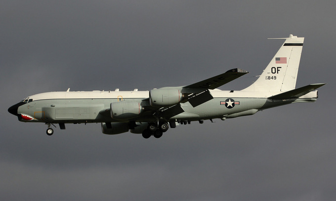 Trinh sát cơ RC-135U số hiệu 64-14849 làm nhiệm vụ hồi năm 2018. Ảnh: Flickr/Liam West.