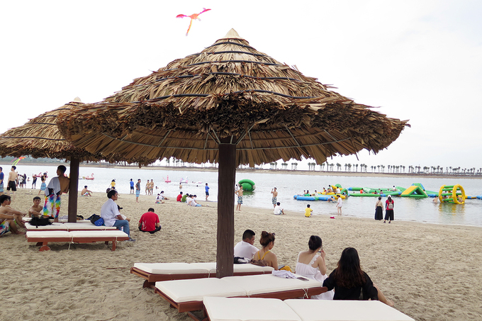 Bãi biển nhân tạo dài hơn 1km, rộng 23ha tại Khu du lịch quốc tế Đồi Rồng, Đồ Sơn chính thức mở cửa đón khách từ ngày 6/6. Ảnh: Giang Chinh