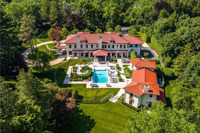 Mark Bezos, Brother of the Worlds Richest Man, Selling $11M Home in Scarsdale - 2