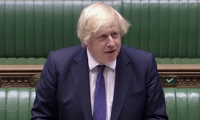 Tổng thống Anh Boris Johnson tại quốc hội ở London ngày 1/7. Ảnh: Reuters.
