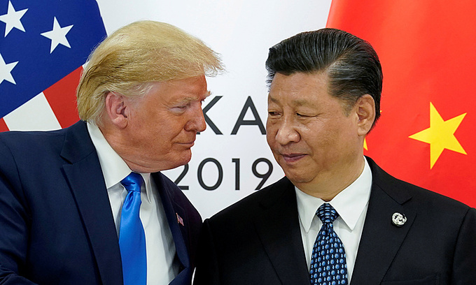 Tổng thống Mỹ Donald Trump (trái) và Chủ tịch Trung Quốc Tập Cận Bình tại hội nghị thượng đỉnh G20 ở Nhật Bản tháng 6/2019. Ảnh: Reuters.