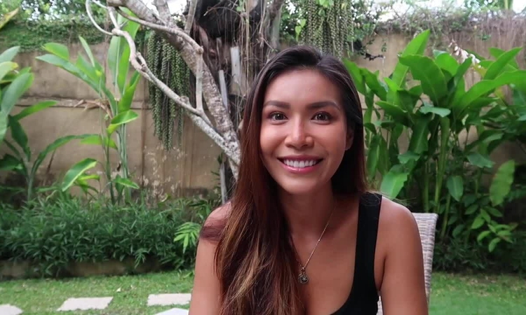 Minh Tú kể cuộc sống khi kẹt ở Bali