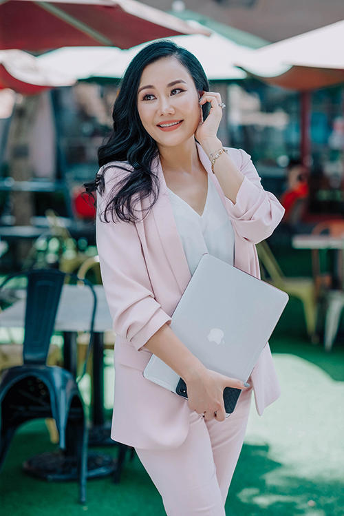 Cuộc sống không showbiz của MC Nguyệt Ánh - 14