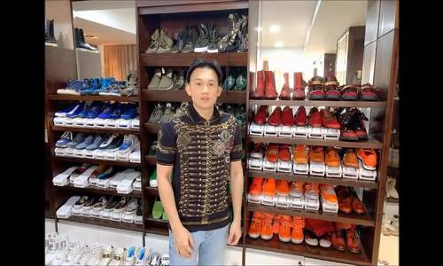 Dương Triệu Vũ khám phá tủ giày hiệu của Đàm Vĩnh Hưng