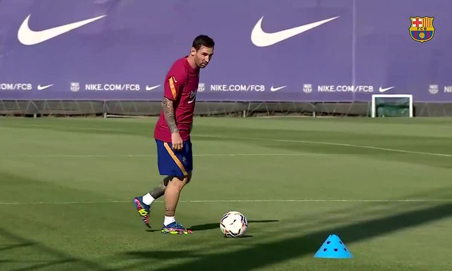 Messi trở lại tập luyện cùng Barca