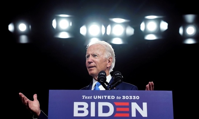 Joe Biden phát biểu về việc mở cửa trở lại trường học giữa Covid-19 tại Wilmington, Delaware, ngày 2/9. Ảnh: Reuters.