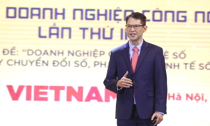 Ông Trương Quốc Hùng, Tổng giám đốc VinBrain chia sẻ tại Diễn đàn doanh nghiệp công nghệ số 2020. Ảnh: Ngọc Thành