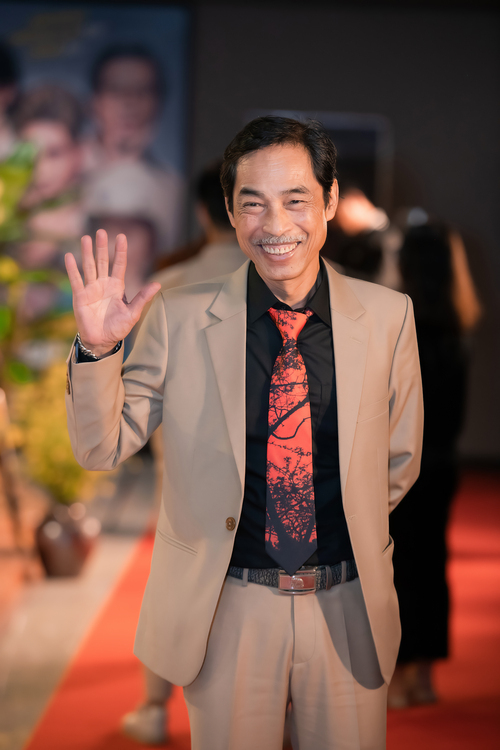 Nghệ sĩ Viết Liên tại buổi họp báo phim Cậu Vàng, tối 5/1, tại Hà Nội. Ảnh: Nhân vật cung cấp.