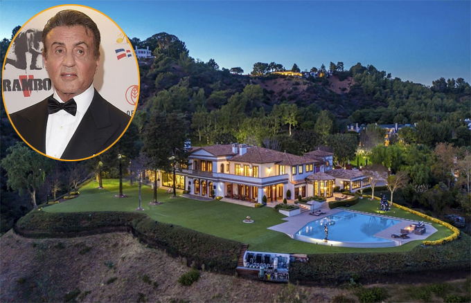 Sylvester Stallone sống cùng vợ và ba con gái trong biệt thự rộng tới 1,4 ha tại khu Beverly Park. Ngôi nhà được ví như một ốc đảo lý tưởng cho những ai tìm kiếm sự riêng tư khỏi nhịp sống hối hả và nhộn nhịp ở Los Angeles vì nơi đây nằm cuối đường lái xe riêng trong một khu đất độc quyền.