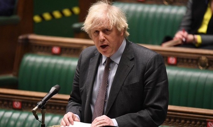 Thủ tướng Anh Boris Johnson phát biểu về cuộc chiến chống Covid-19 tại Hạ viện Anh hôm 22/2. Ảnh: AFP.