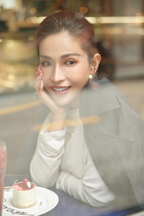 Diễn viên Khả Như.